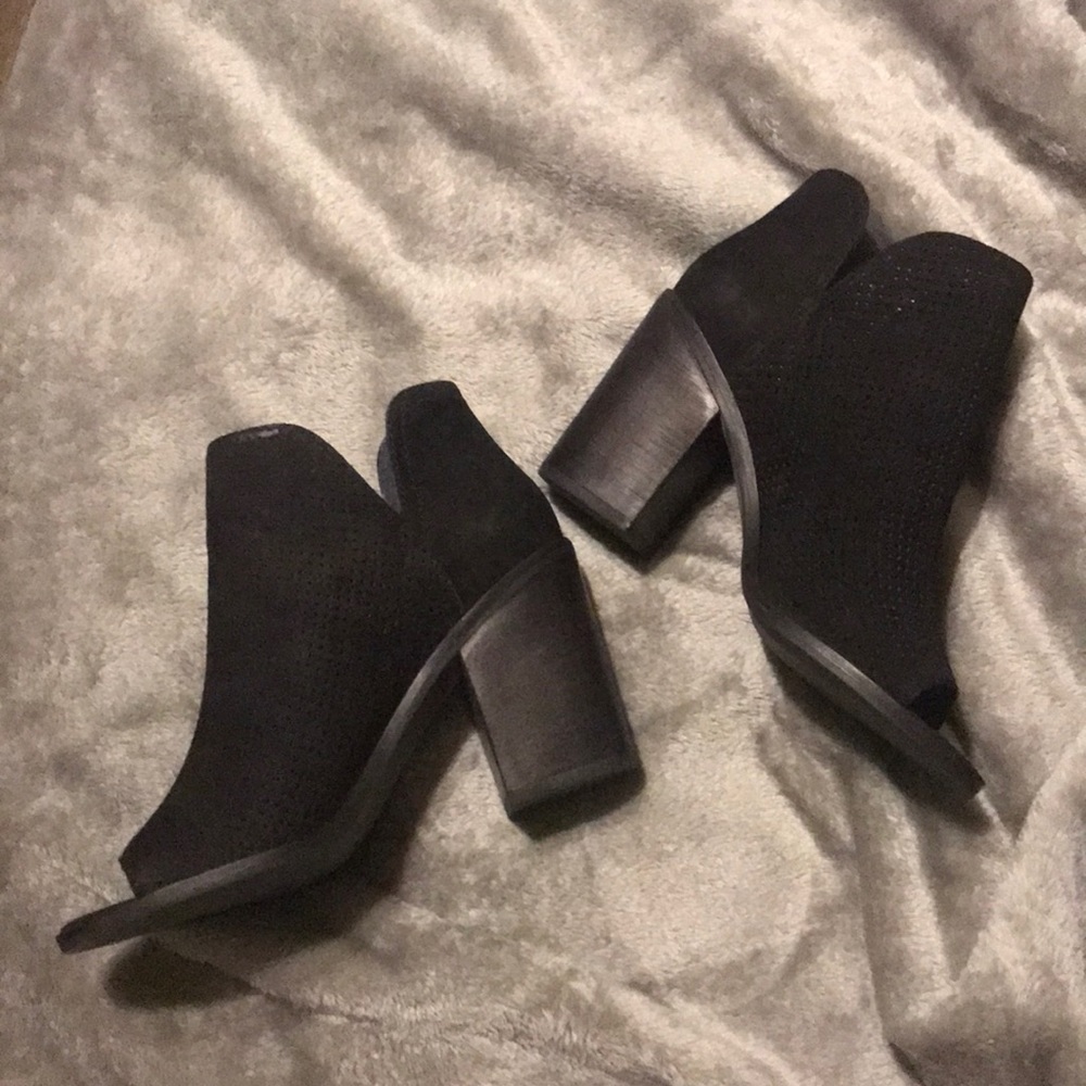 Black peep toe booties
